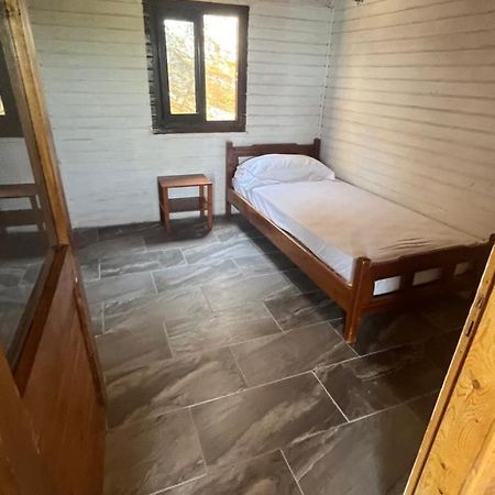 Kongjoni'S Rooms Himare Exterior foto