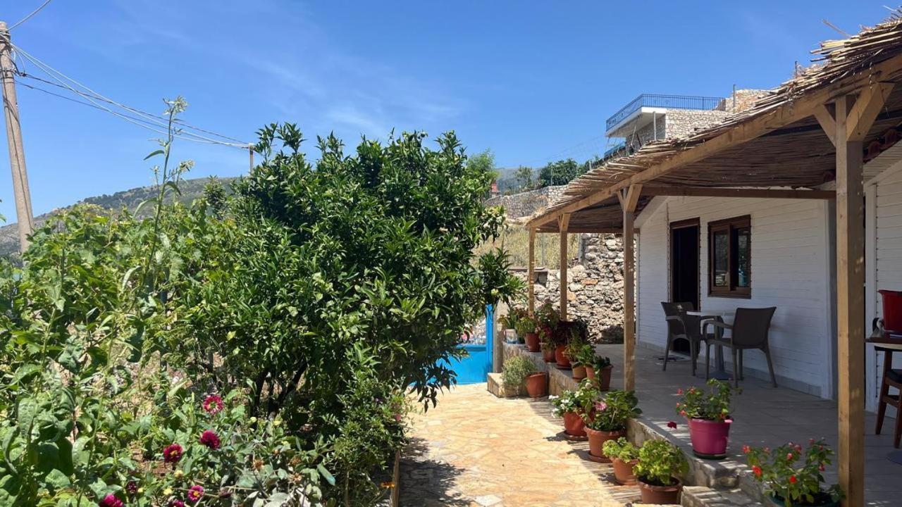 Kongjoni'S Rooms Himare Exterior foto
